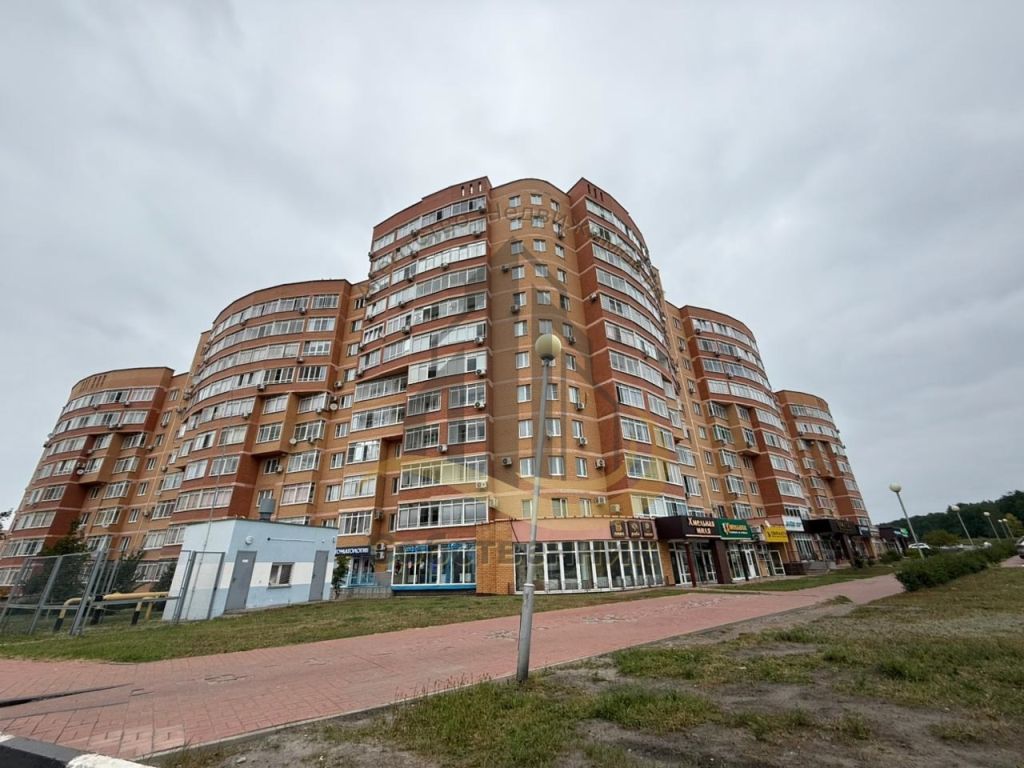 Аренда 1-комнатной квартиры, Старый Оскол, Степной мкр,  18