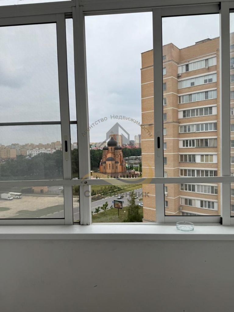 Аренда 1-комнатной квартиры, Старый Оскол, Степной мкр,  18