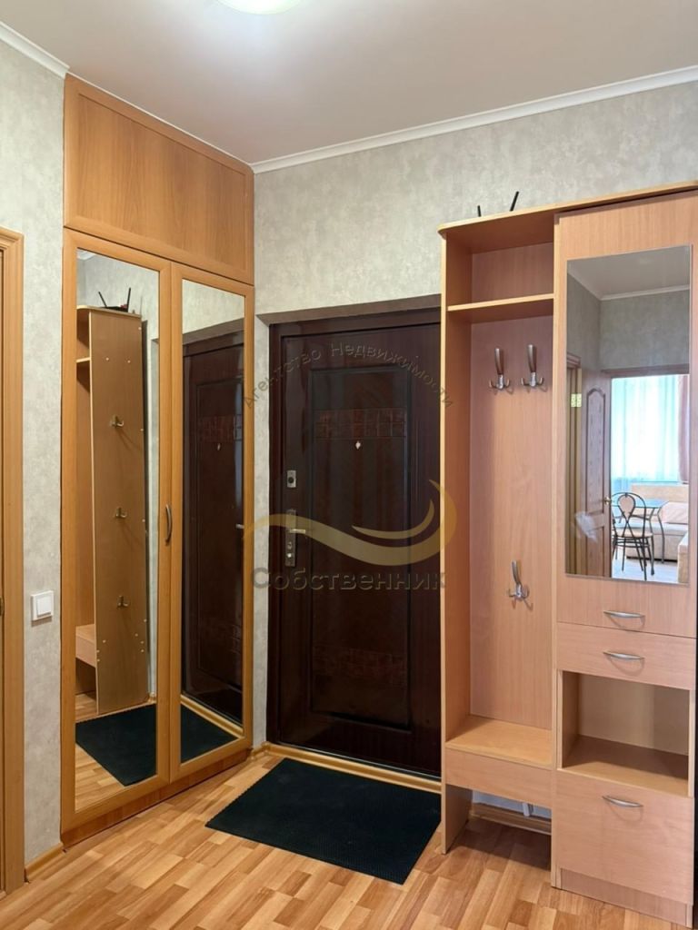 Аренда 1-комнатной квартиры, Старый Оскол, Степной мкр,  18