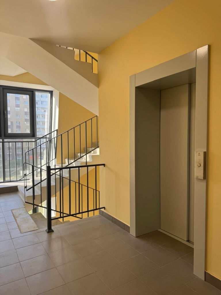 Продажа 1-комнатной квартиры, Тверь, Гусева б-р,  53