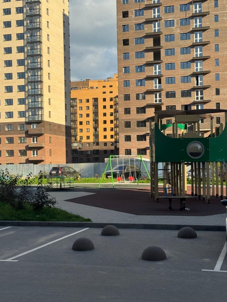 Продажа 1-комнатной квартиры, Тверь, Гусева б-р,  53