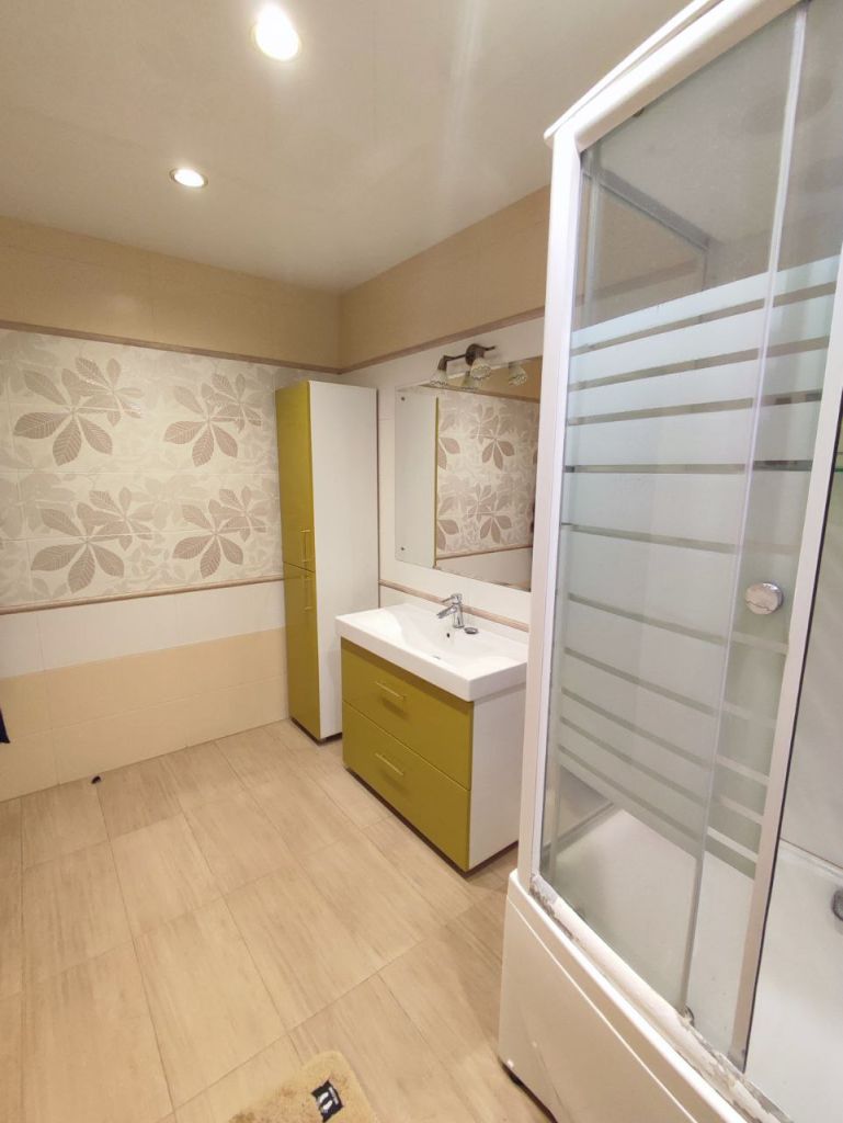 Продажа 3-комнатной квартиры, Дзержинск, Галкина ул,  1