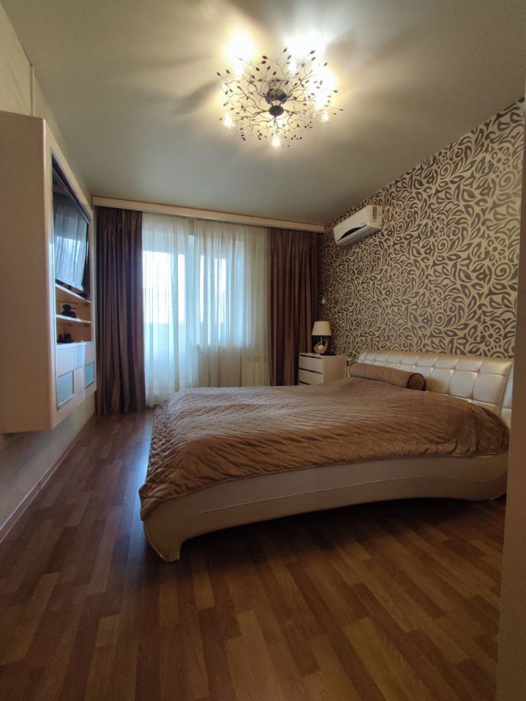 Продажа 3-комнатной квартиры, Дзержинск, Галкина ул,  1