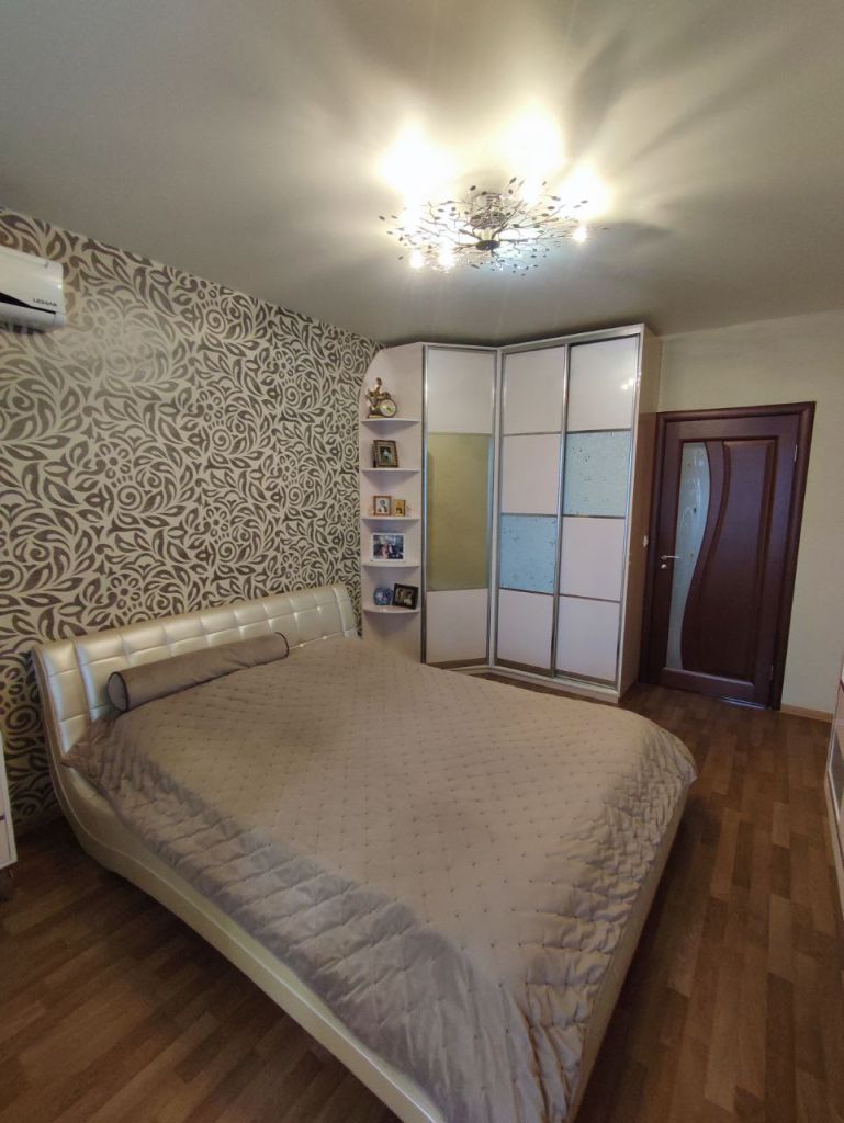 Продажа 3-комнатной квартиры, Дзержинск, Галкина ул,  1