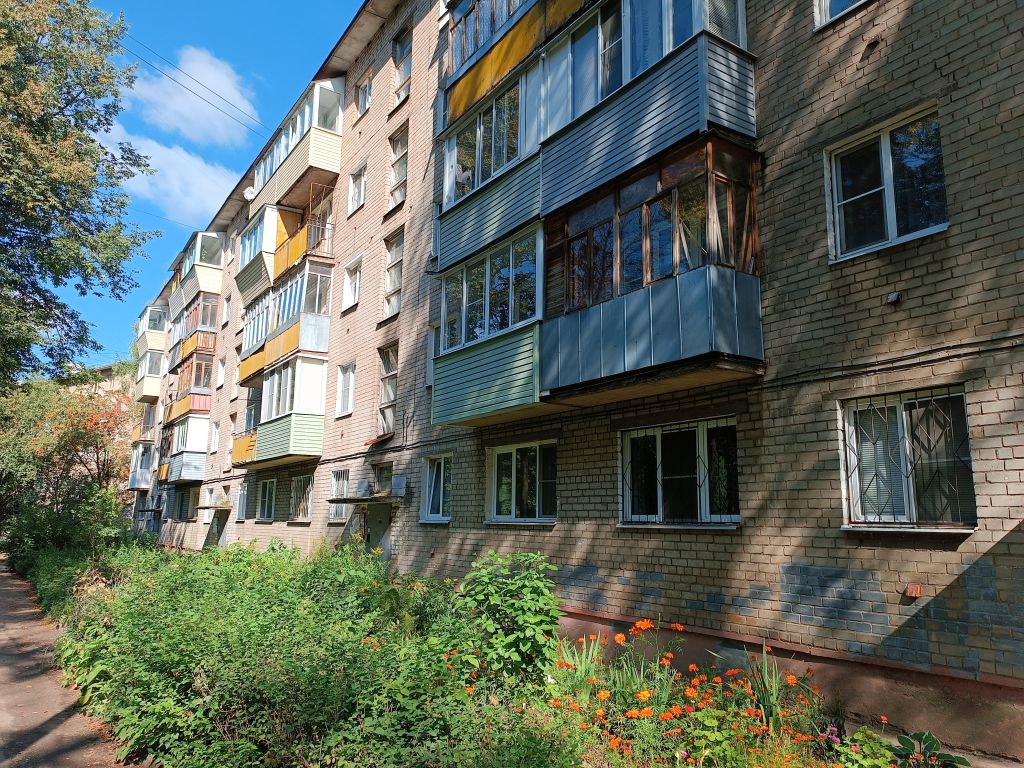 Продажа 3-комнатной квартиры, Ярославль, Слепнева ул,  28б