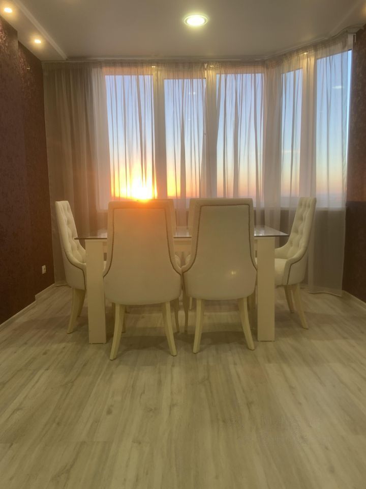 Продажа 2-комнатной квартиры, Саратов, Академика Антонова ул,  24