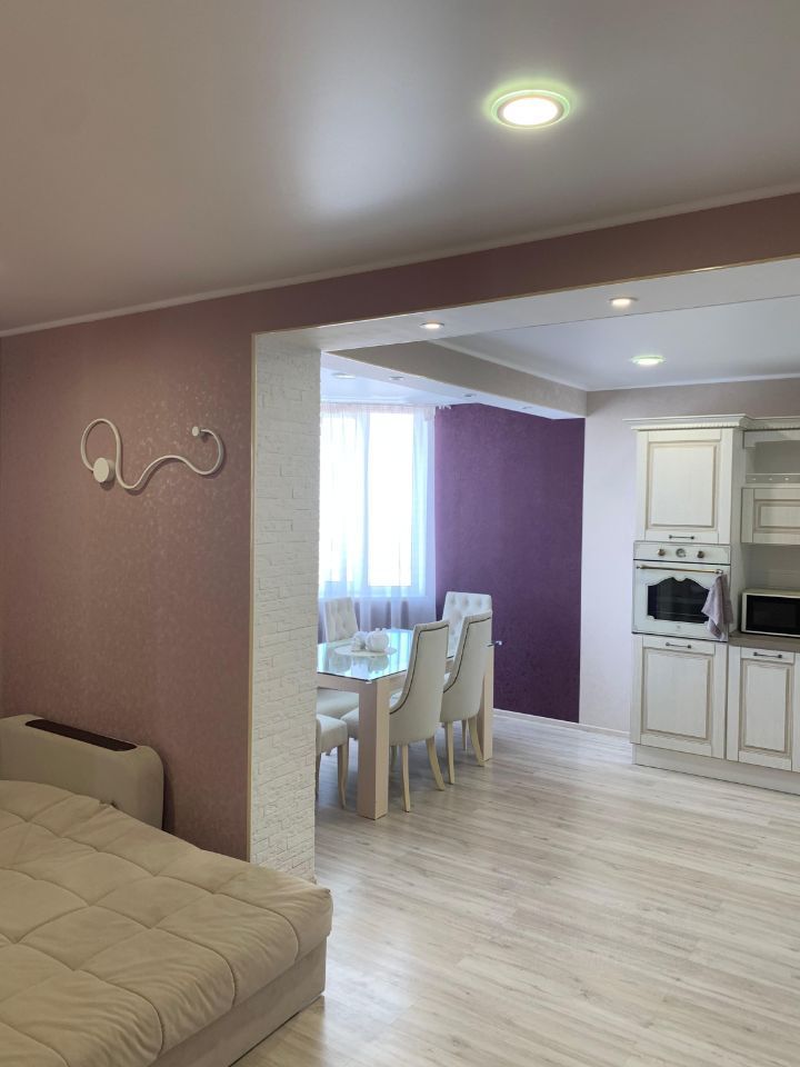 Продажа 2-комнатной квартиры, Саратов, Академика Антонова ул,  24