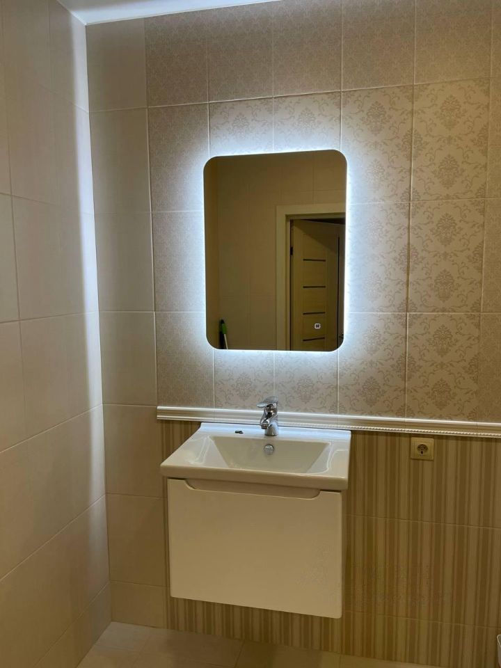 Продажа 2-комнатной квартиры, Саратов, Академика Антонова ул,  24