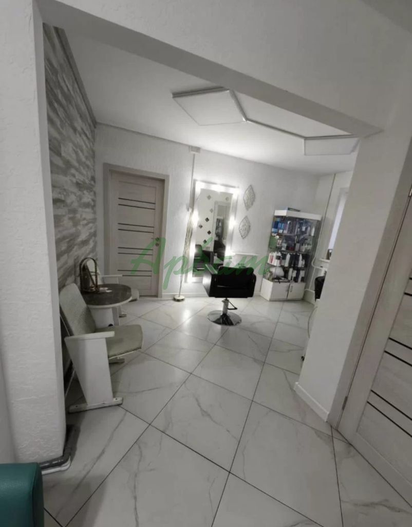 Продажа коммерческой недвижимости, 100м <sup>2</sup>, Тверь, Склизкова ул,  103