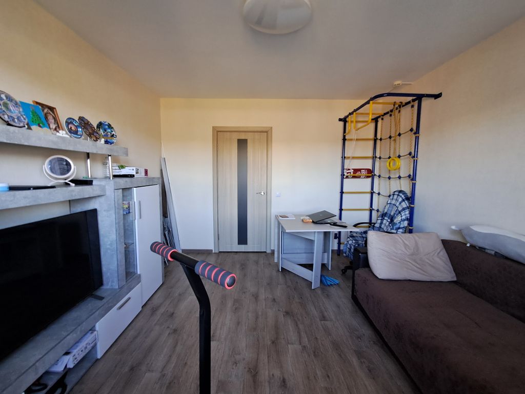 Продажа 3-комнатной квартиры, Нижний Новгород, Левобережная ул,  4