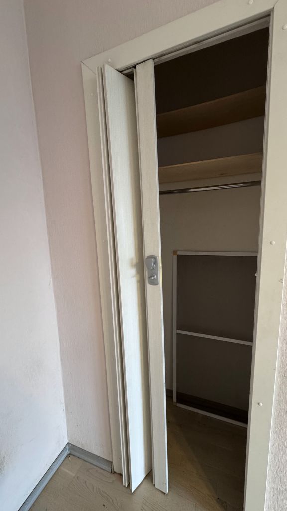 Продажа 1-комнатной квартиры, Новомосковск, Октябрьская ул,  34/32