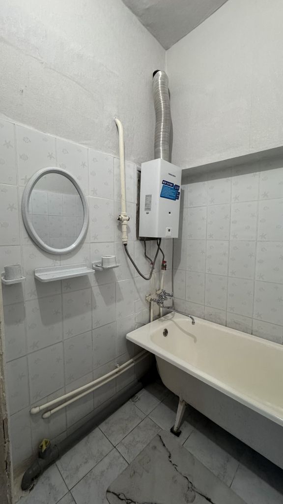 Продажа 2-комнатной квартиры, Новомосковск, Коммунистическая ул,  15