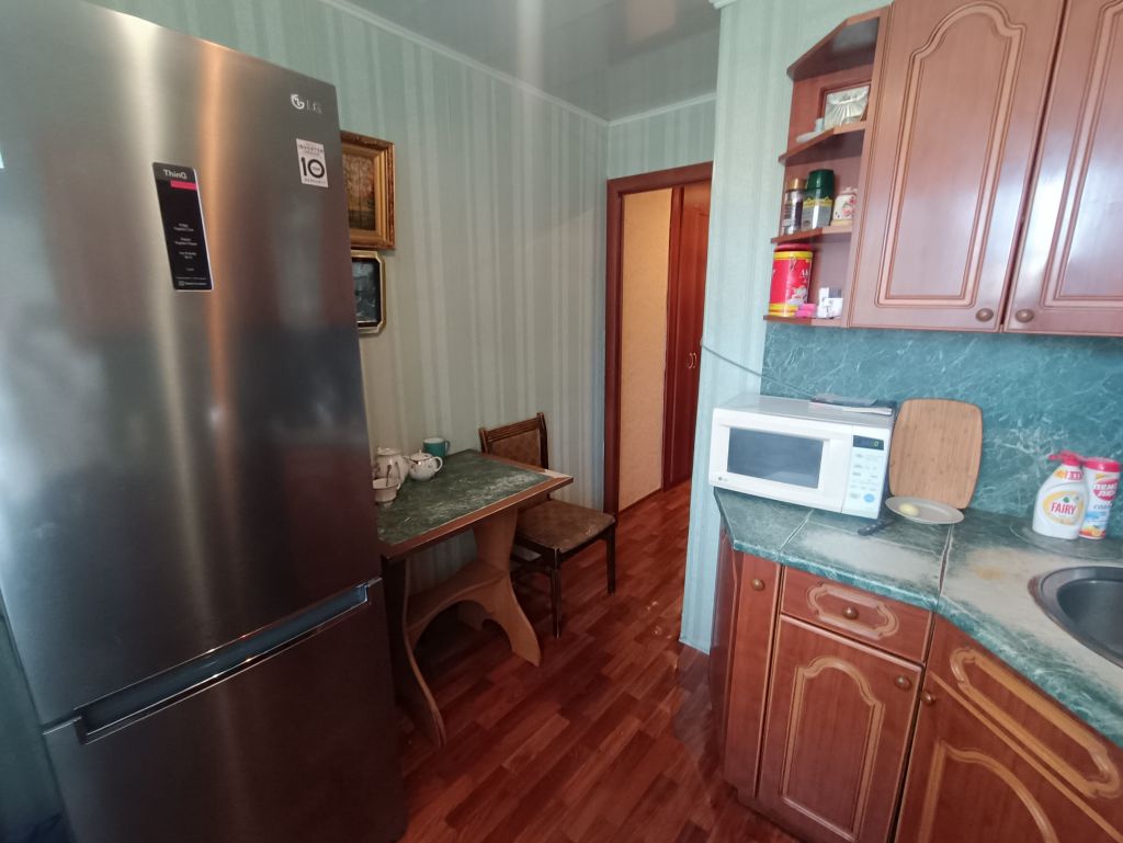 Продажа 3-комнатной квартиры, Новомосковск, Донской проезд,  6