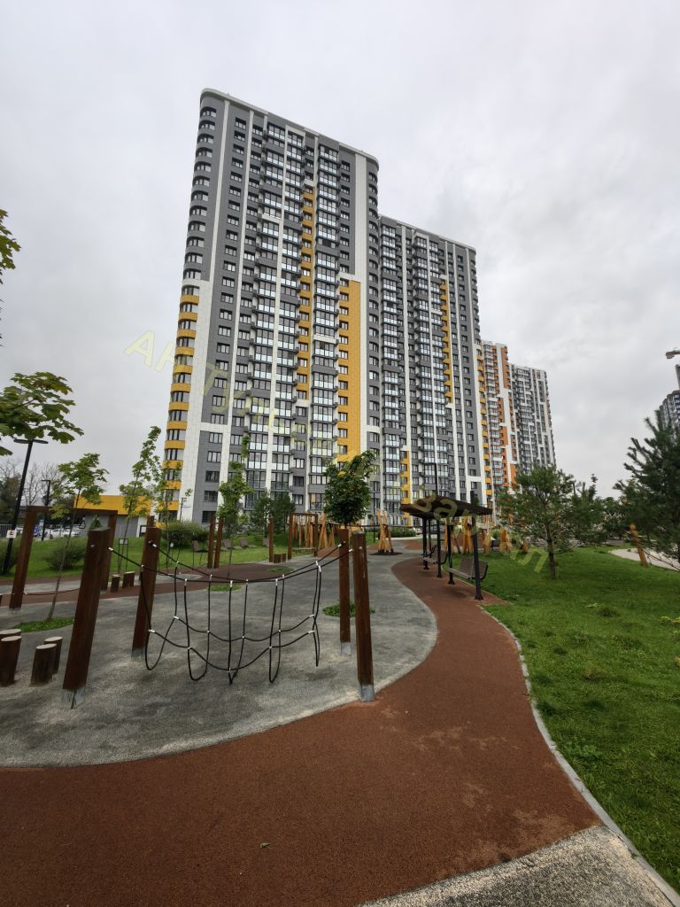 Продажа 3-комнатной квартиры, Тула, Оборонная ул,  102б