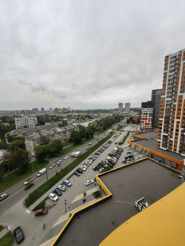 Продажа 3-комнатной квартиры, Тула, Оборонная ул,  102б