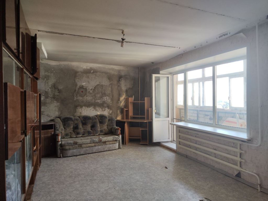 Продажа 3-комнатной квартиры, Энгельс, Фридриха Энгельса пр-кт,  24