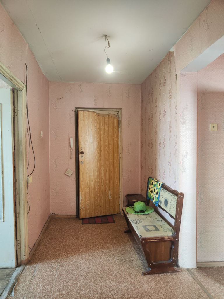 Продажа 3-комнатной квартиры, Энгельс, Фридриха Энгельса пр-кт,  24