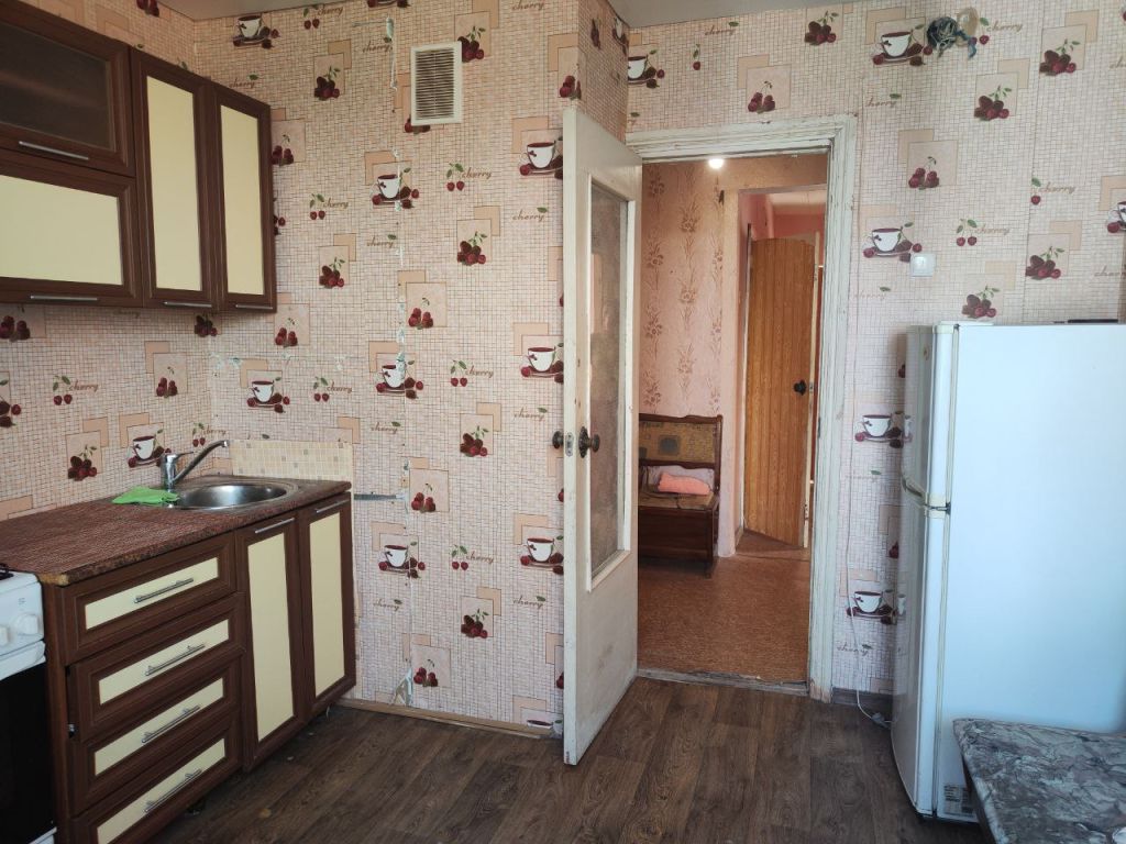 Продажа 3-комнатной квартиры, Энгельс, Фридриха Энгельса пр-кт,  24