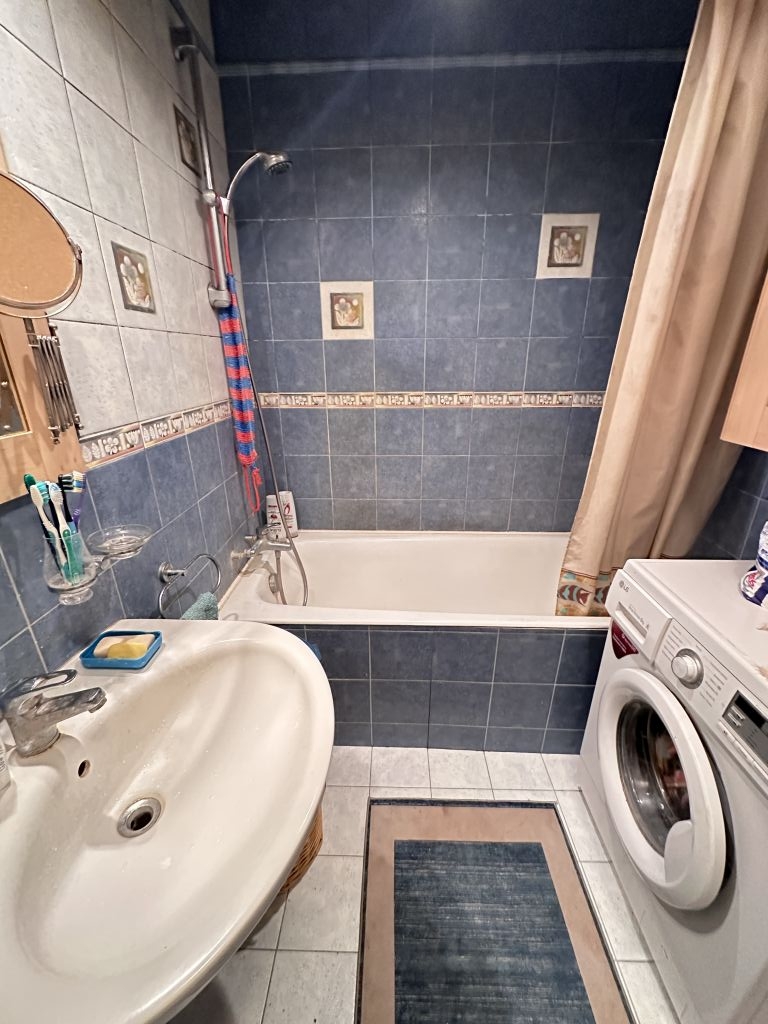 Продажа 4-комнатной квартиры, Кстово, 3-й мкр,  21