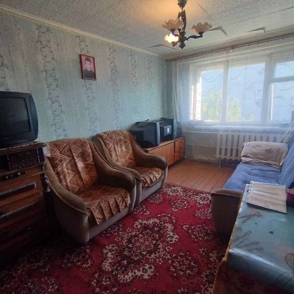 Продажа 1-комнатной квартиры, Ярымово,  19