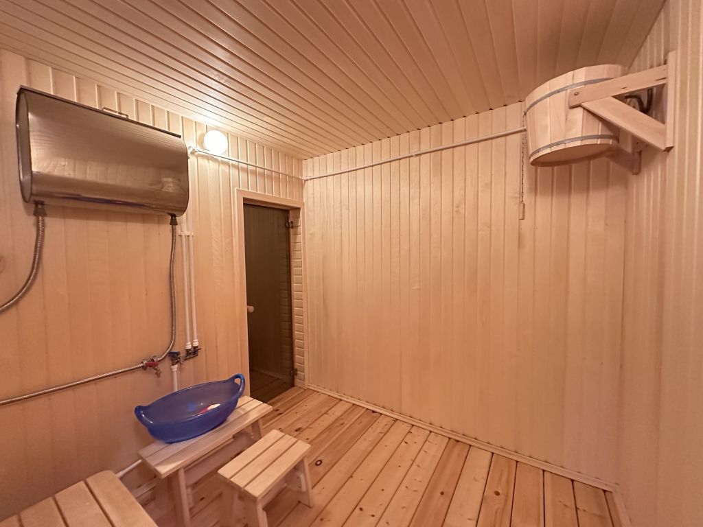 Продажа дома, 200м <sup>2</sup>, 15 сот., Безводное, Березовая