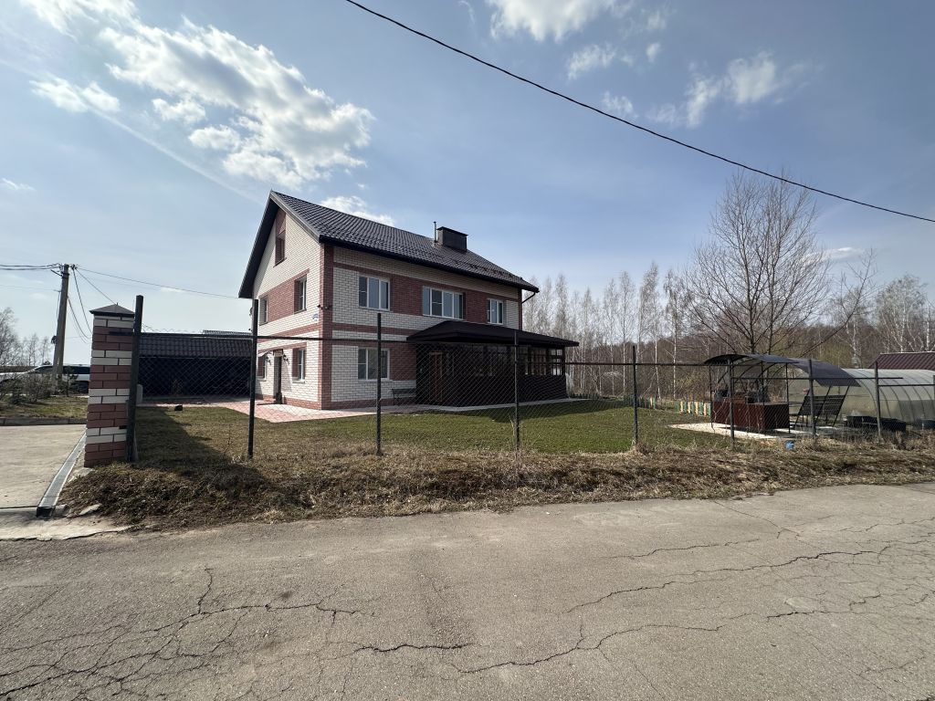 Продажа дома, 200м <sup>2</sup>, 15 сот., Безводное, Березовая