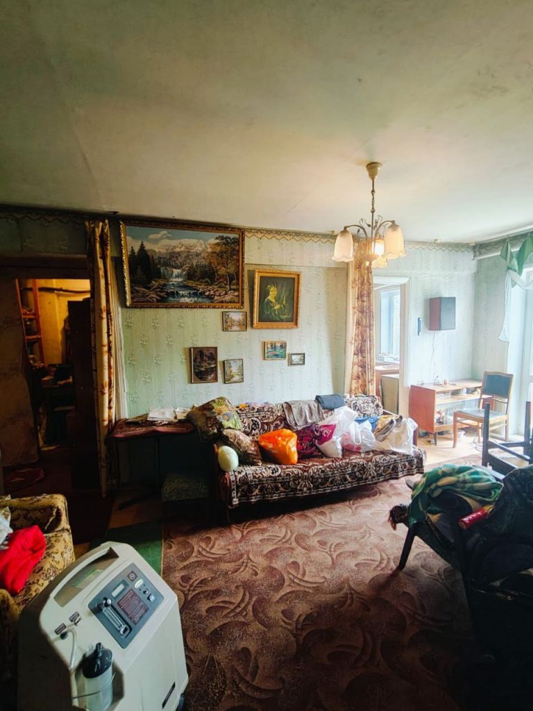 Продажа 3-комнатной квартиры, Коммунаров, Зеленая,  3