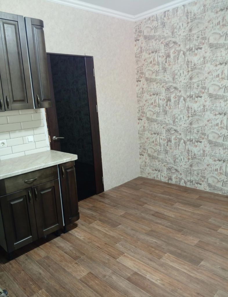 Продажа 1-комнатной квартиры, Энгельс, Комсомольская ул,  162