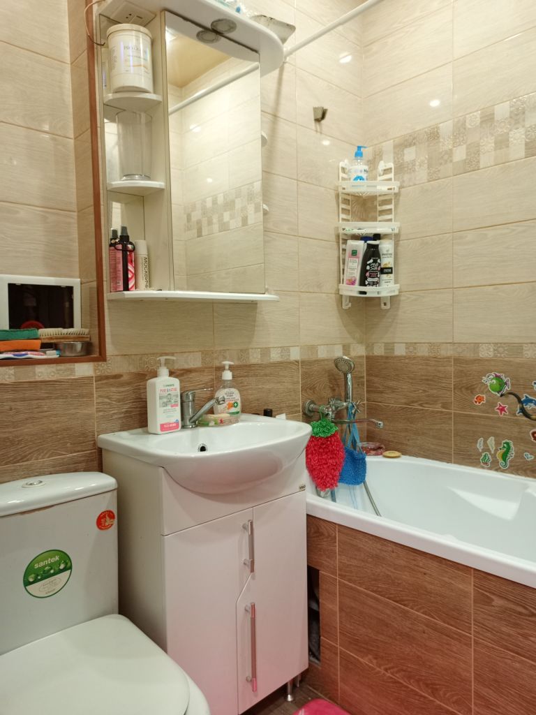 Продажа 2-комнатной квартиры, Нижний Новгород, Октября пр-кт,  8