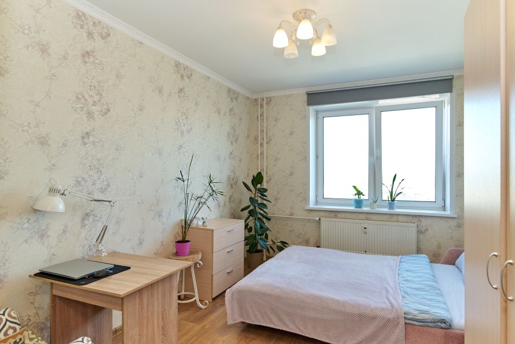 Продажа 2-комнатной квартиры, Ярославль, Лизы Чайкиной ул,  7