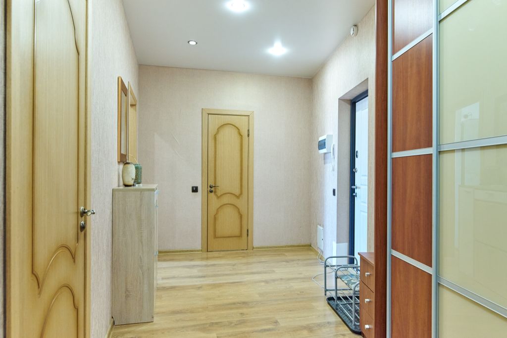 Продажа 2-комнатной квартиры, Ярославль, Лизы Чайкиной ул,  7