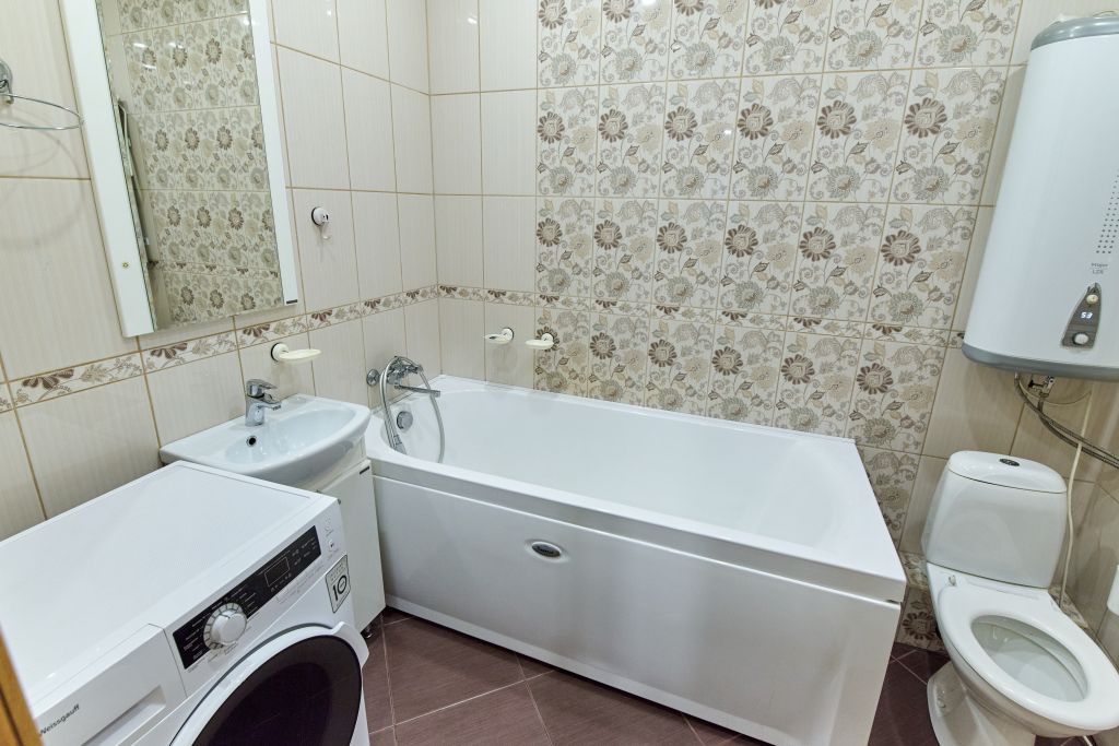 Продажа 2-комнатной квартиры, Ярославль, Лизы Чайкиной ул,  7