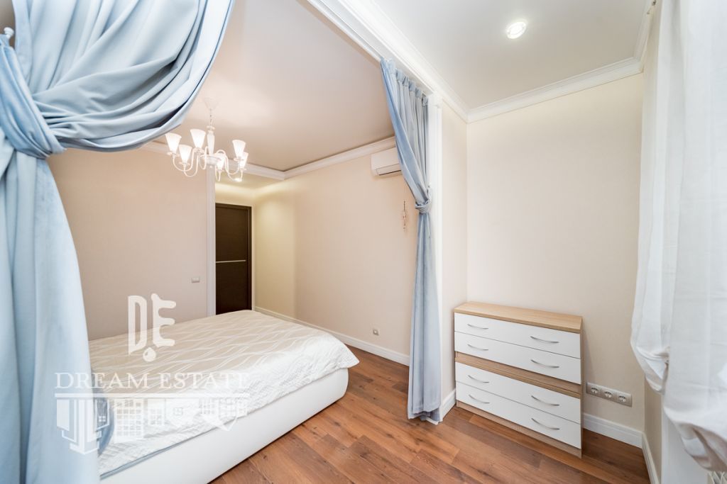 Продажа 3-комнатной квартиры, Ярославль, Ленина пр-кт,  7 корп 2