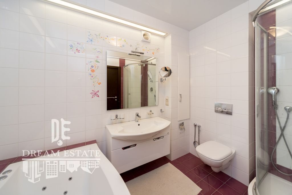 Продажа 3-комнатной квартиры, Ярославль, Ленина пр-кт,  7 корп 2