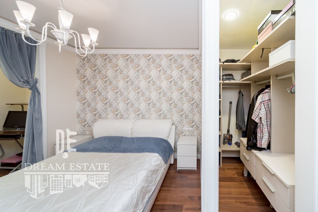 Продажа 3-комнатной квартиры, Ярославль, Ленина пр-кт,  7 корп 2