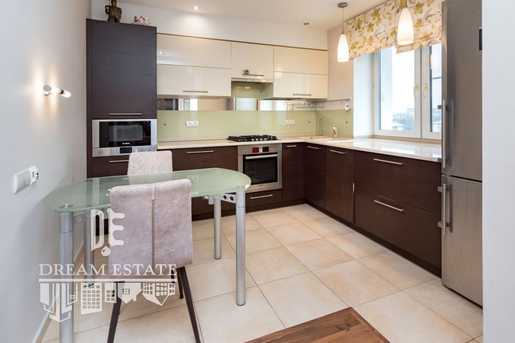 Продажа 3-комнатной квартиры, Ярославль, Ленина пр-кт,  7 корп 2