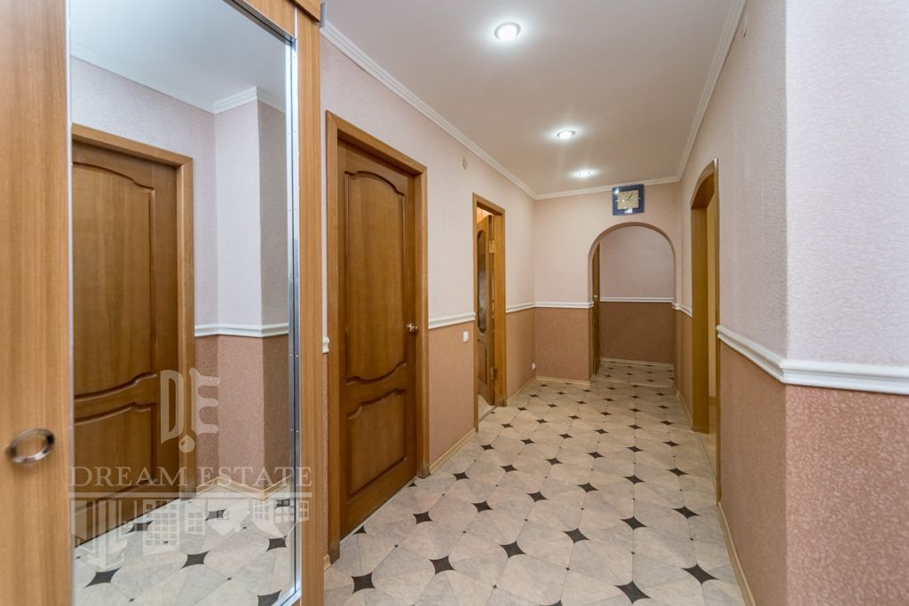 Продажа 3-комнатной квартиры, Ярославль, Алмазная ул,  5к2