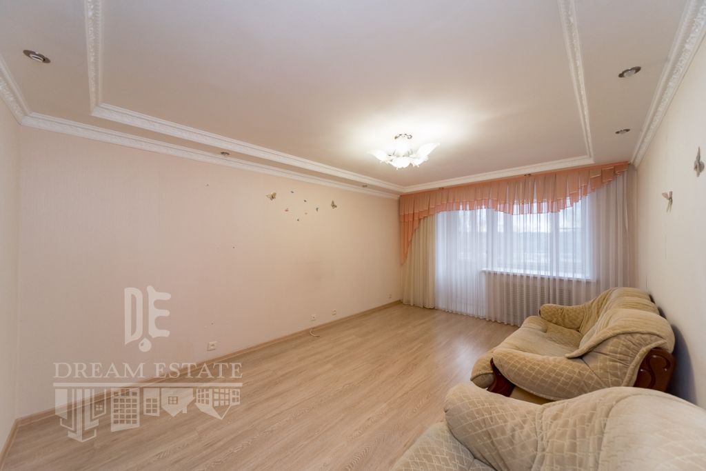 Продажа 3-комнатной квартиры, Ярославль, Алмазная ул,  5к2