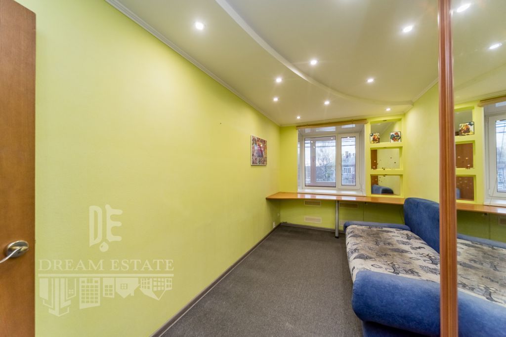 Продажа 3-комнатной квартиры, Ярославль, Алмазная ул,  5к2