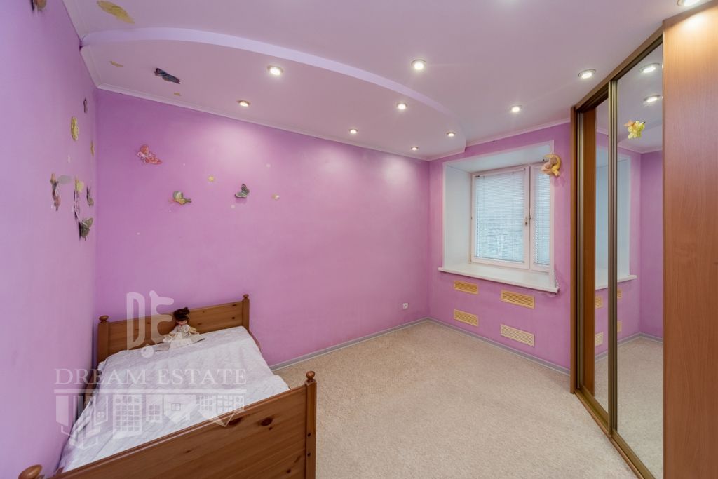 Продажа 3-комнатной квартиры, Ярославль, Алмазная ул,  5к2