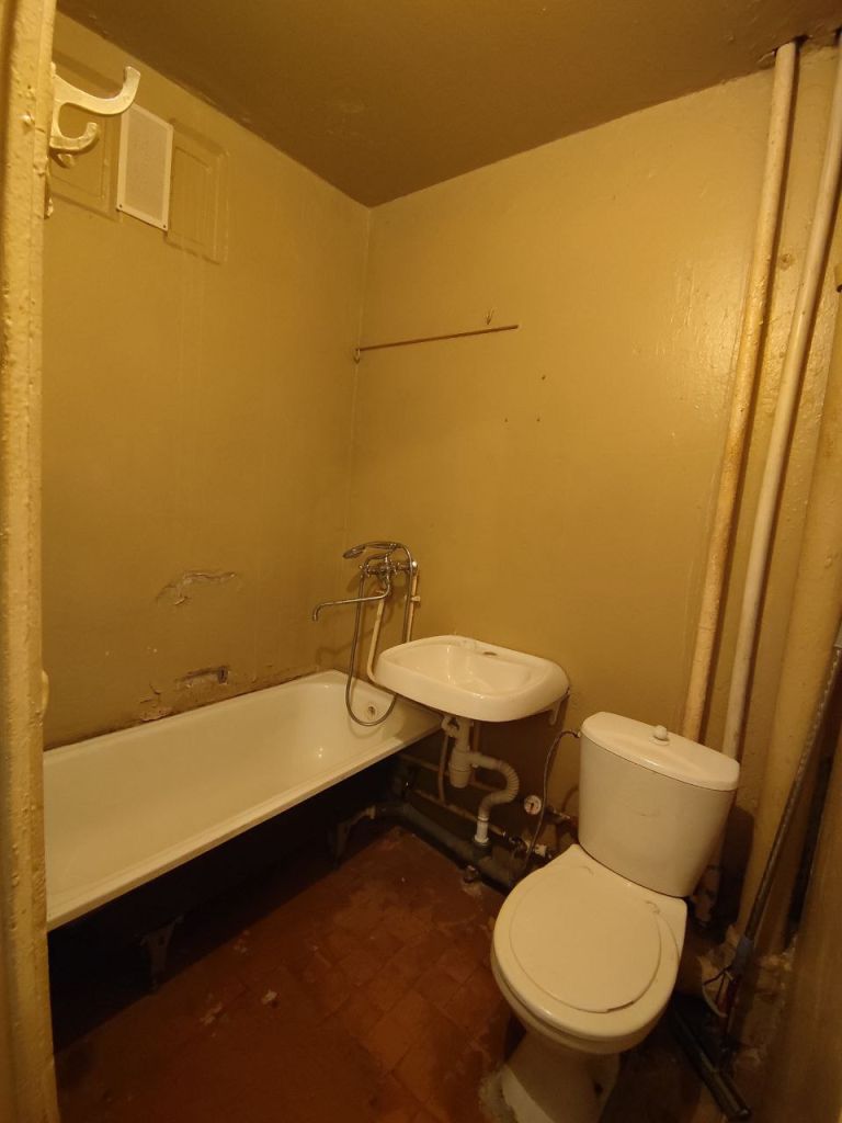 Продажа 2-комнатной квартиры, Ярославль, Труфанова ул,  15