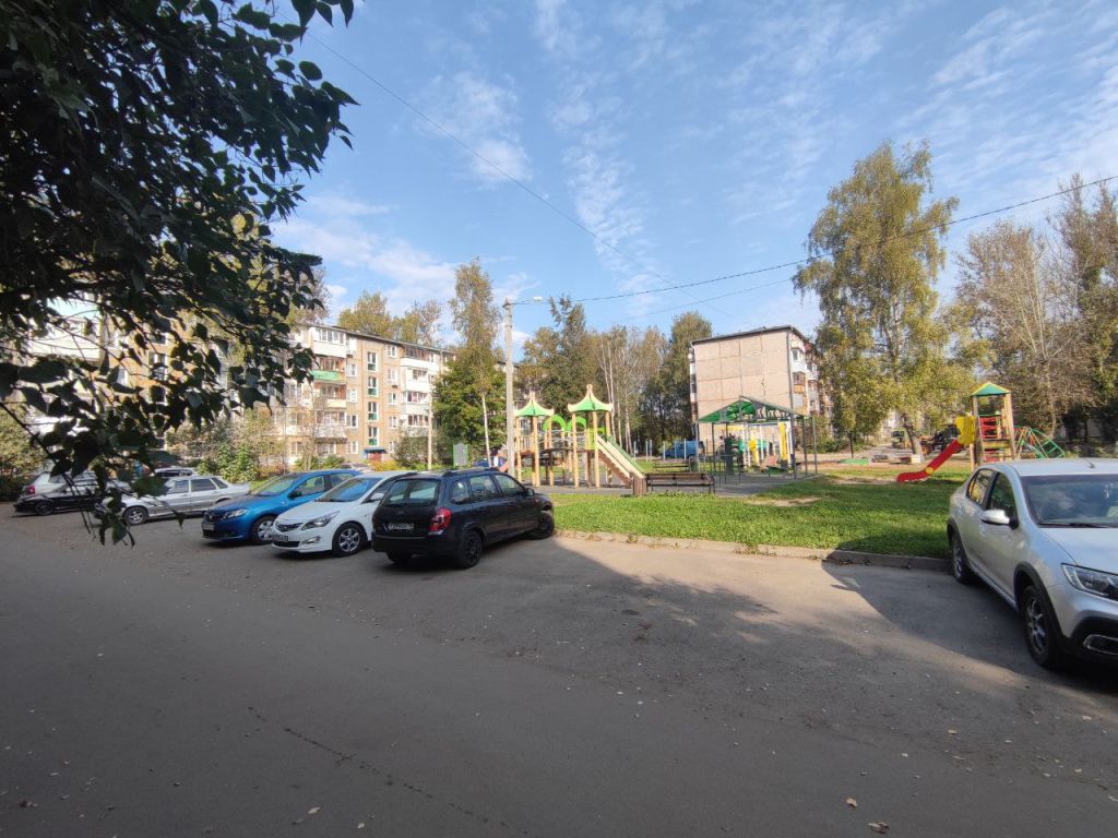 Продажа 2-комнатной квартиры, Ярославль, Труфанова ул,  15