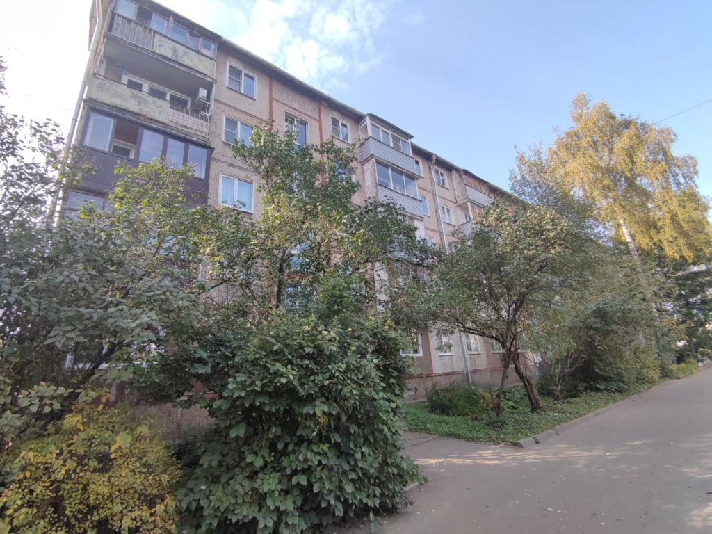 Продажа 2-комнатной квартиры, Ярославль, Труфанова ул,  15