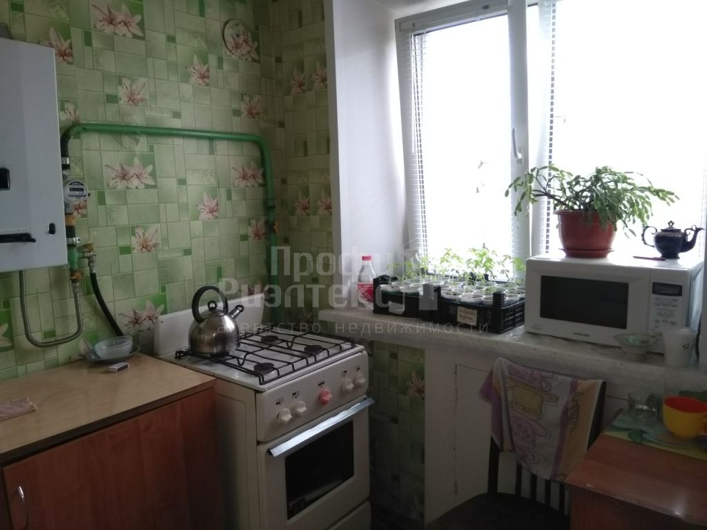 Продажа 4-комнатной квартиры, Нижний Новгород, Баренца ул,  7