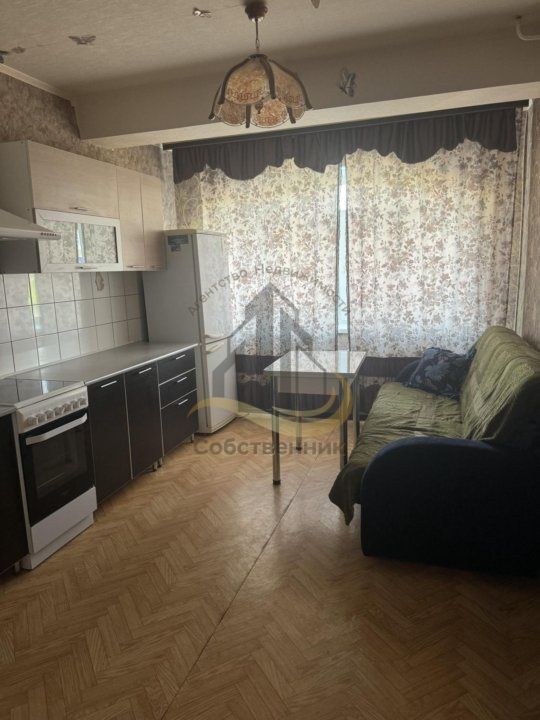 Аренда 1-комнатной квартиры, Старый Оскол, Комсомольский пр-кт,  1Б