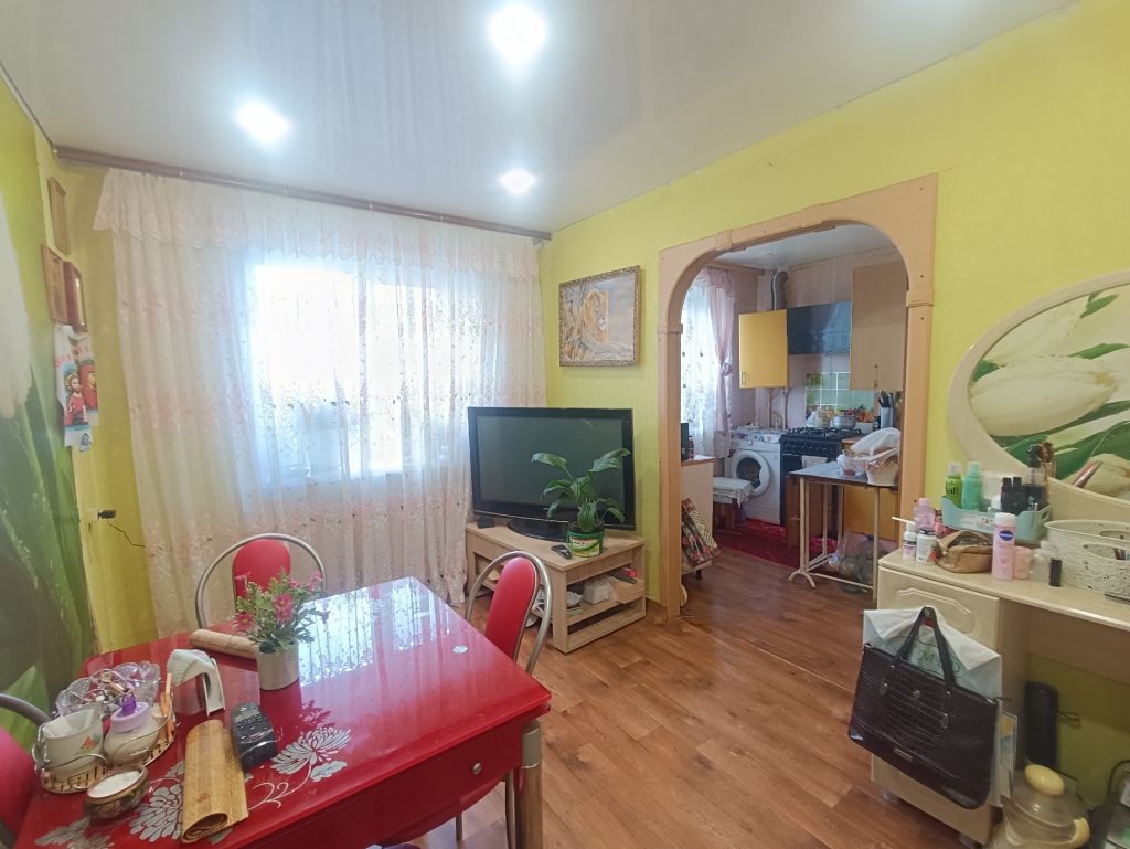 Продажа 3-комнатной квартиры, Донской, Октябрьская ул.,  126