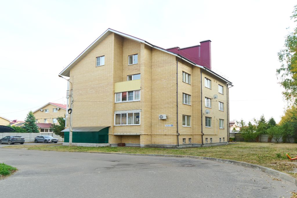 Продажа 1-комнатной квартиры, Красный Бор, Радужная ул,  2