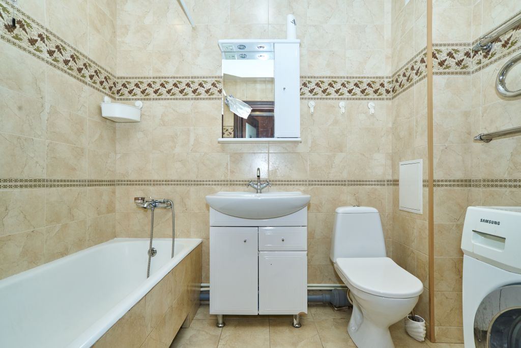 Продажа 1-комнатной квартиры, Красный Бор, Радужная ул,  2