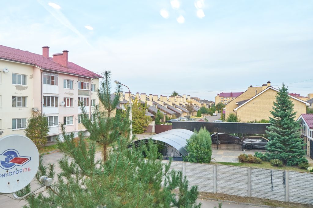 Продажа 1-комнатной квартиры, Красный Бор, Радужная ул,  2