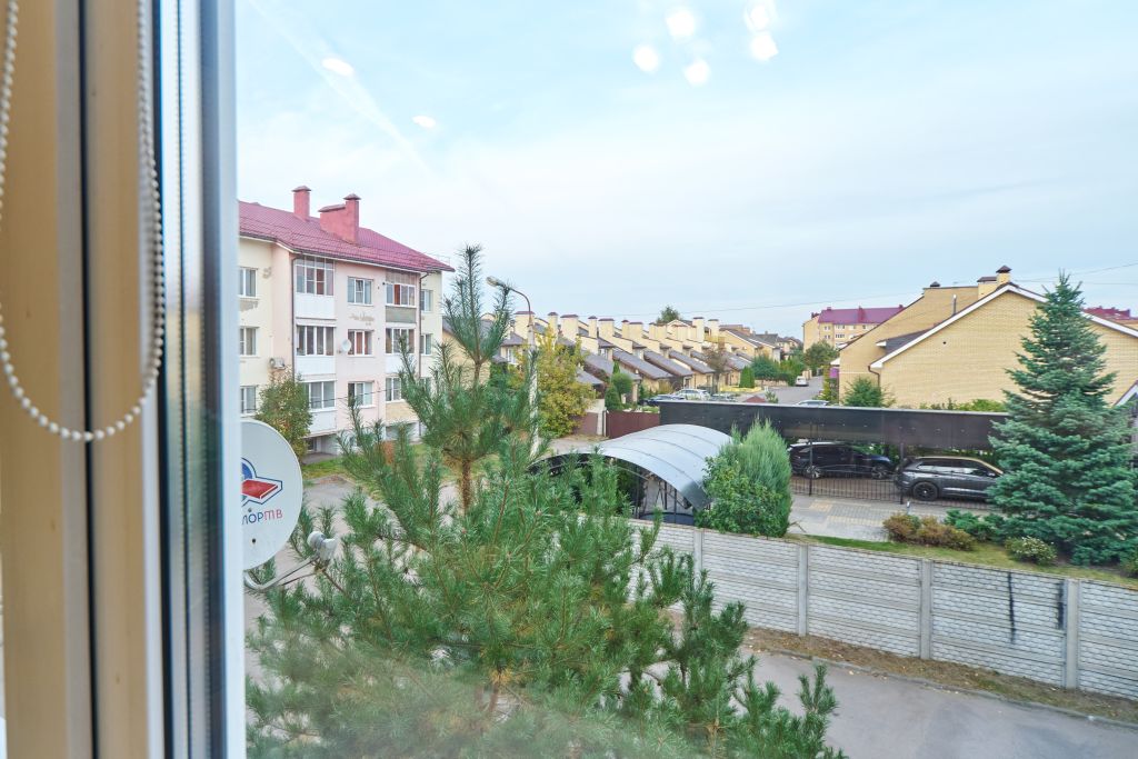 Продажа 1-комнатной квартиры, Красный Бор, Радужная ул,  2